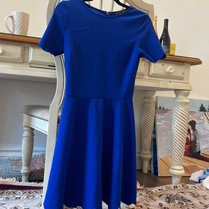 Aqua girls dress medium. Comfortable. Dress up or down. Short sleeve